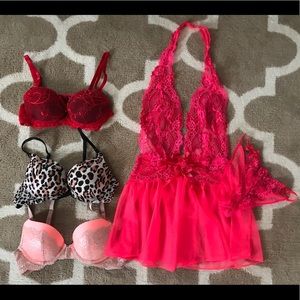 Victoria’s Secret• Lingerie & Bras- 32A, 32AA, 32B